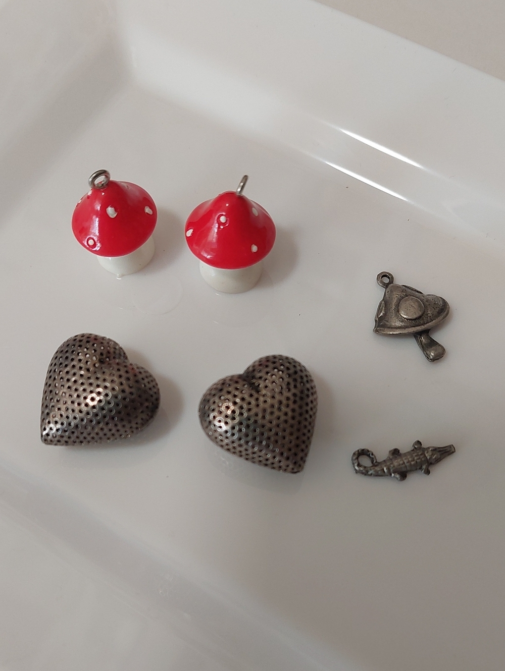 Red Mushroom Plastic  Charms Pewter Alligator & Mushroom.Heart Beads Are Vintage